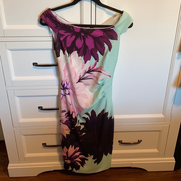Floral Joseph Ribkoff dress - Picture 1 of 7